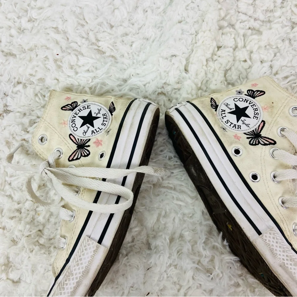 CONVERSE Kids High-Top Sneakers with embroidered Butterfly Design size 11
